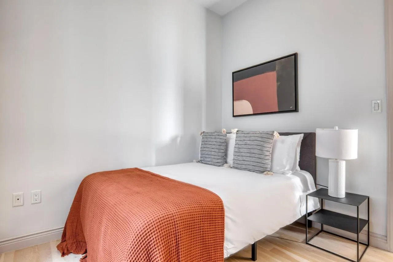 East Village 2Br W Wd Gym Elevator Nr Cafes Nyc-1044 纽约 0*,  美国